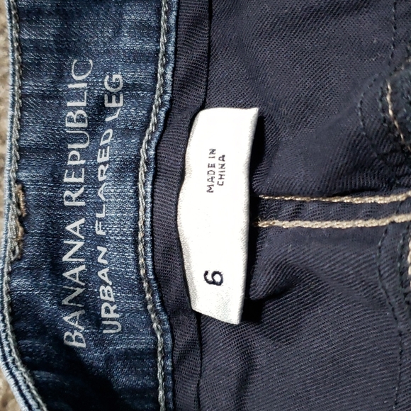 Banana Republic Urban Flared Leg Jeans Size 6 - Picture 4 of 14